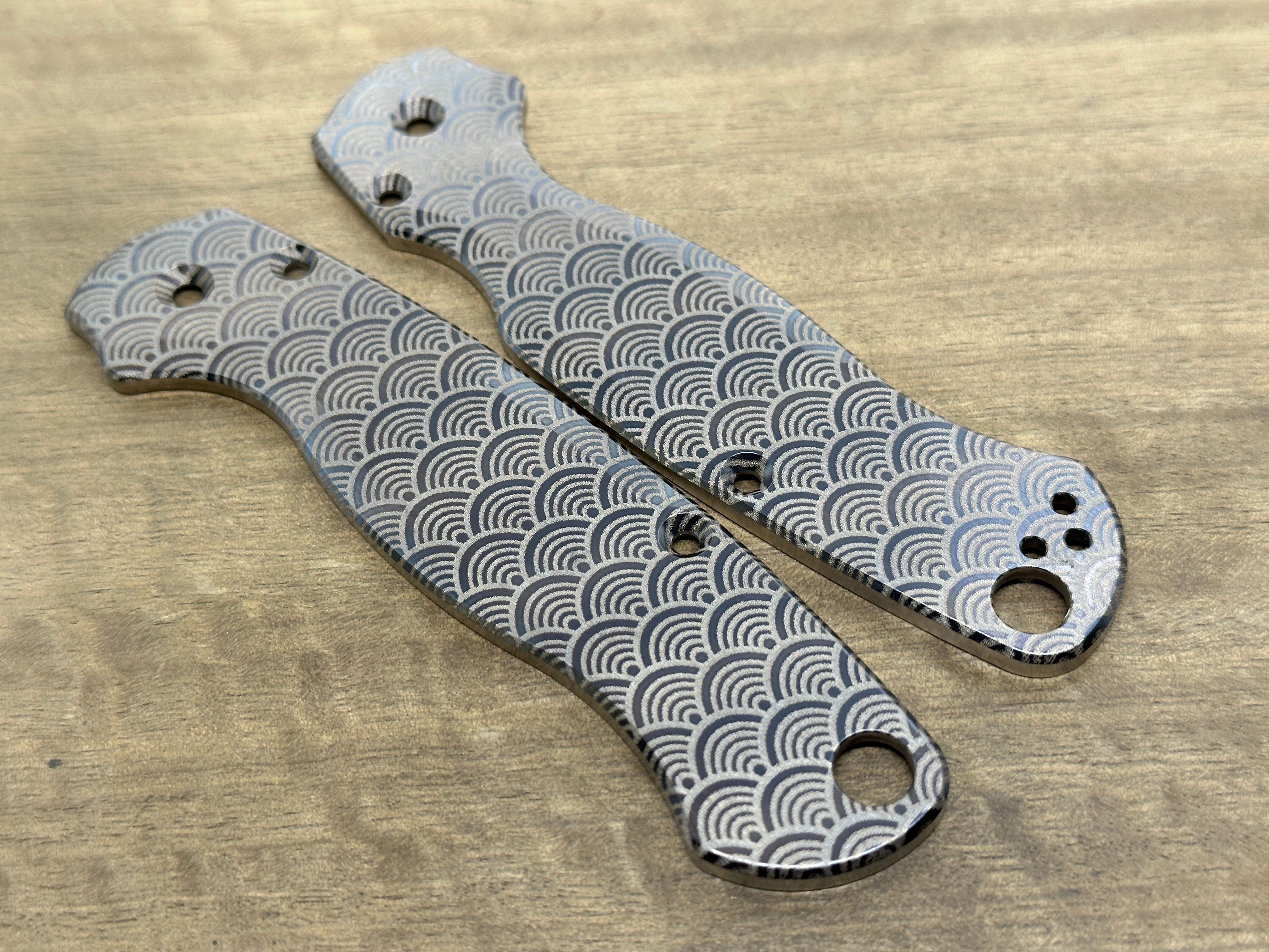 Black SEIGAIHA Titanium scales for Spyderco Paramilitary 2 PM2 