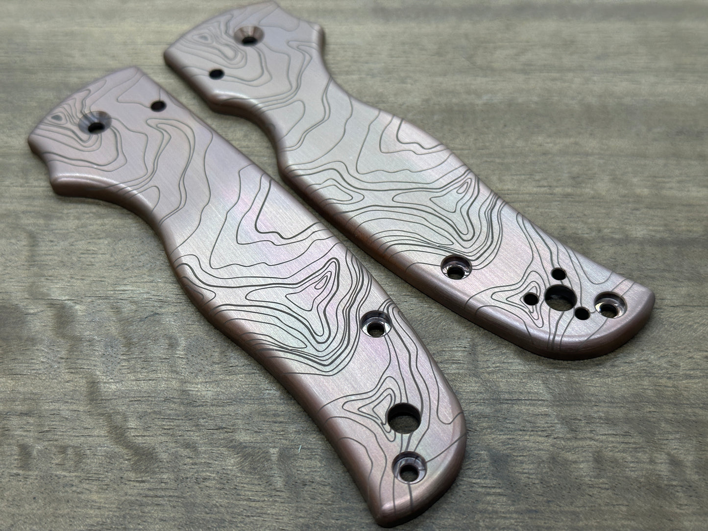 Dark TOPO engraved Copper Scales for SHAMAN Spyderco