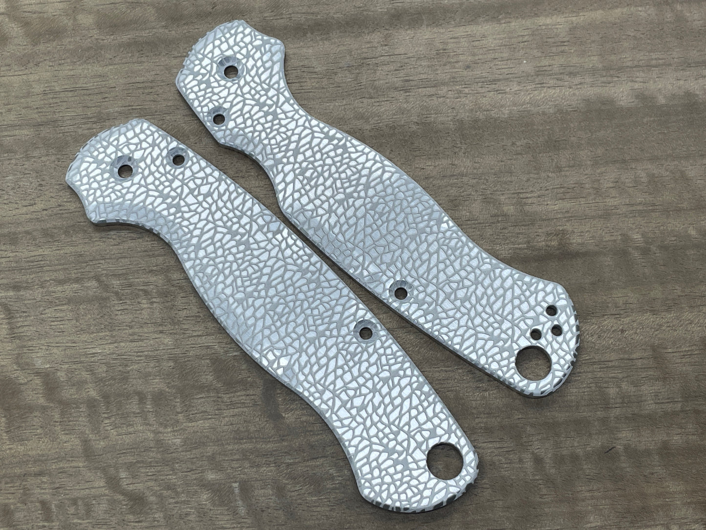 NEBULA pattern Aerospace Aluminum scales for Spyderco Paramilitary 2 PM2