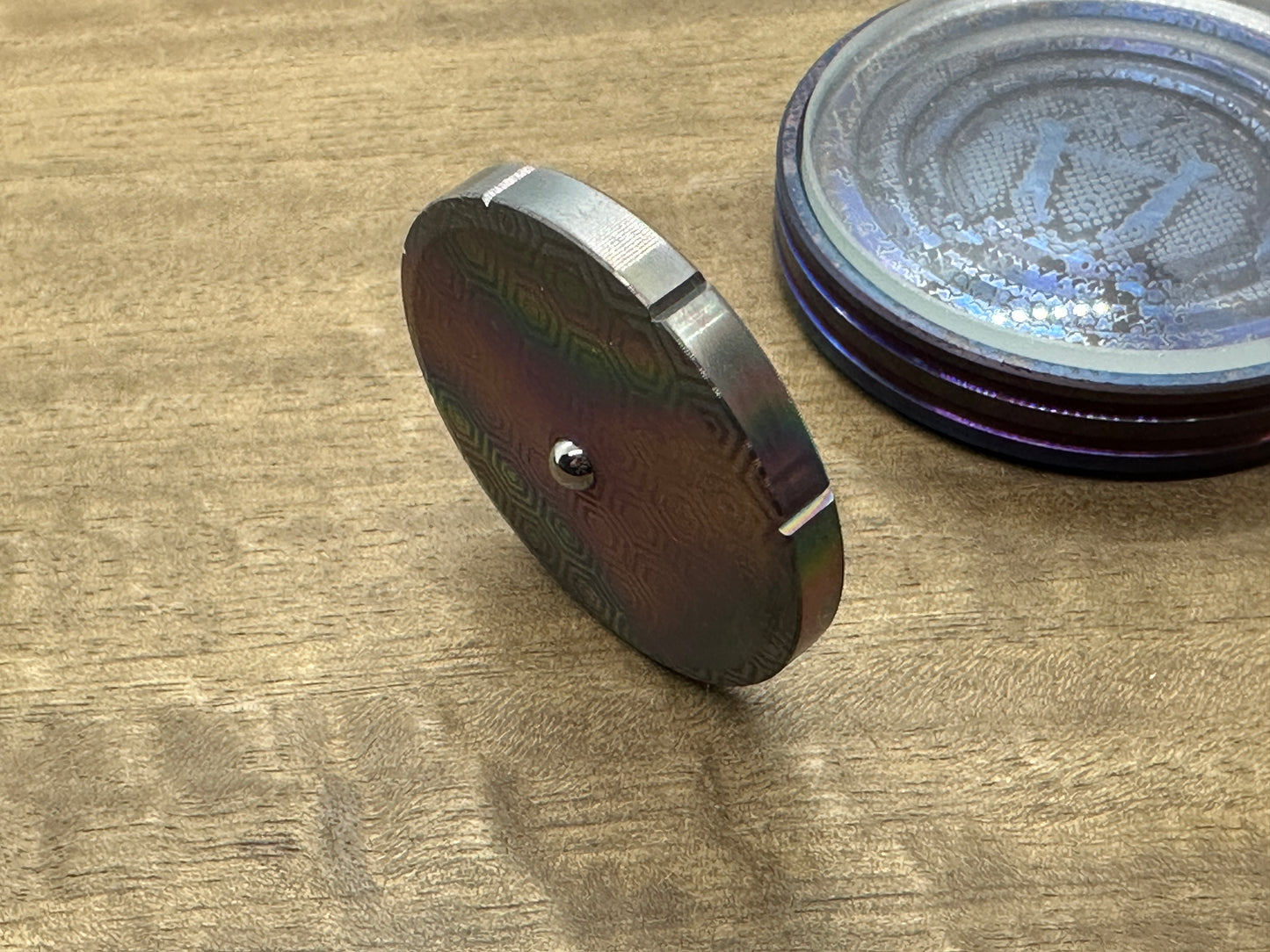 Oil Slick Honeycomb Titanium Spinning Worry Coin Spinning Top