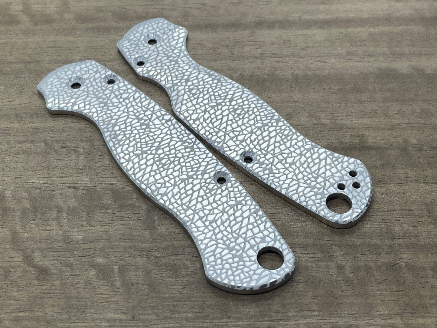 NEBULA pattern Aerospace Aluminum scales for Spyderco Paramilitary 2 PM2