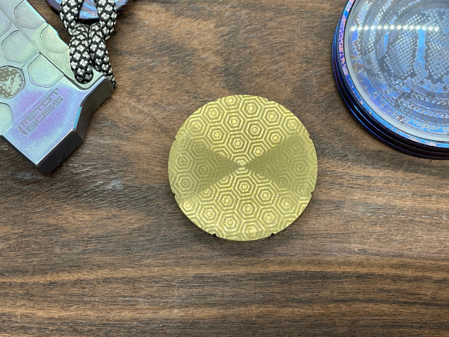 HONEYCOMB engraved Brass Spinning Worry Coin Spinning Top