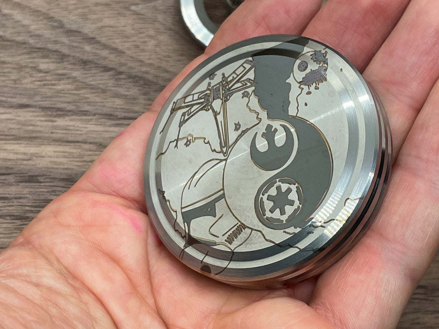 Star Wars engraved Titanium Spin base for Spinning Tops & Coins