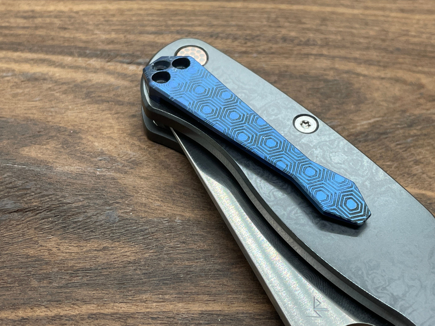 HONEYCOMB Blue ano Dmd Titanium CLIP for most Spyderco models