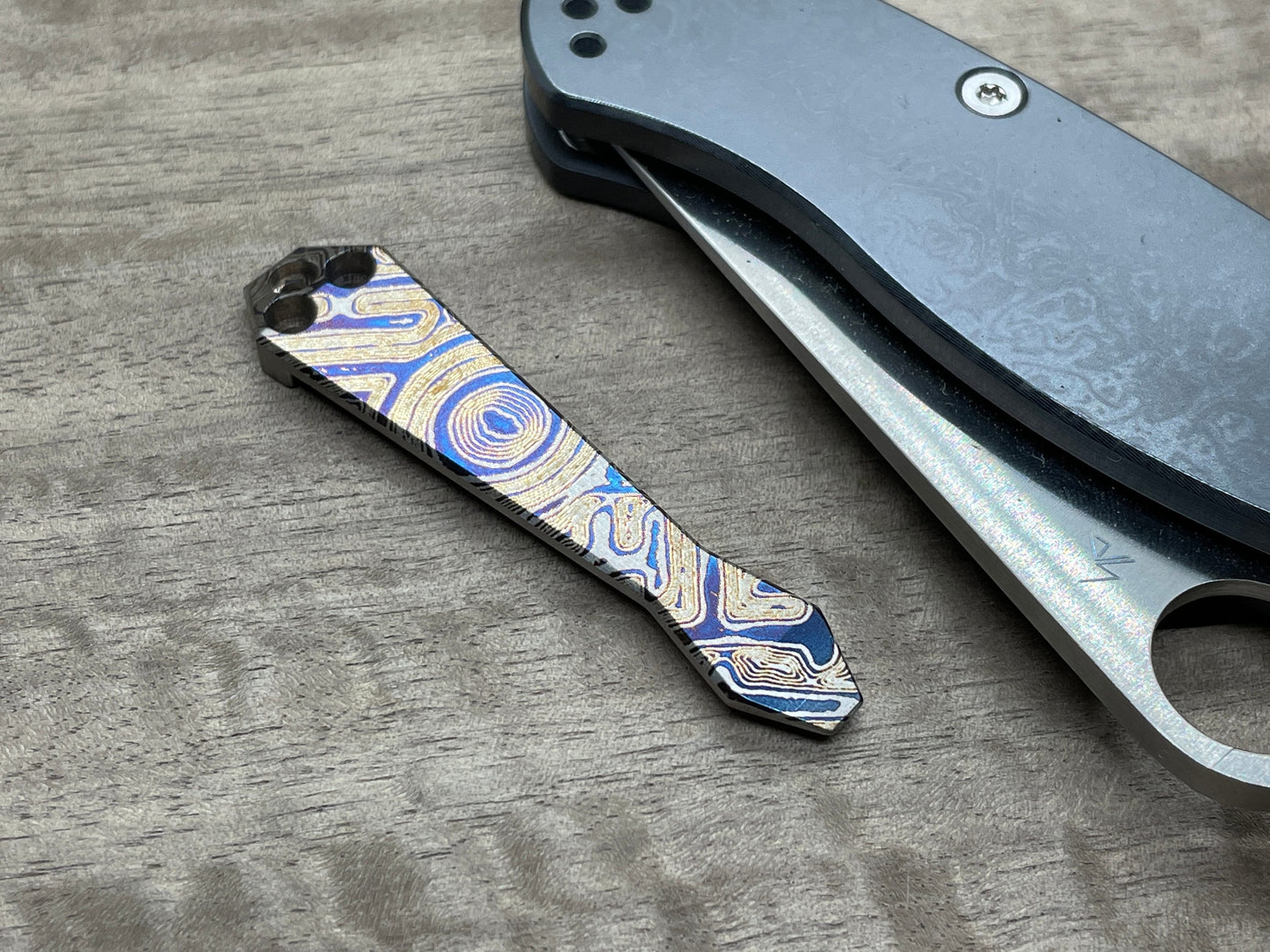 Mokume / Timascus pattern engraved Dmd Titanium CLIP for most Spyderco models