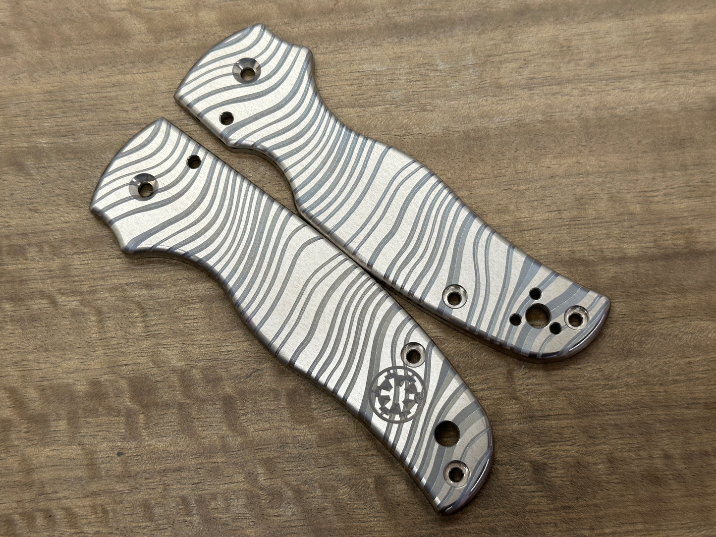 BESKAR Mandalorian Titanium Scales for SHAMAN Spyderco