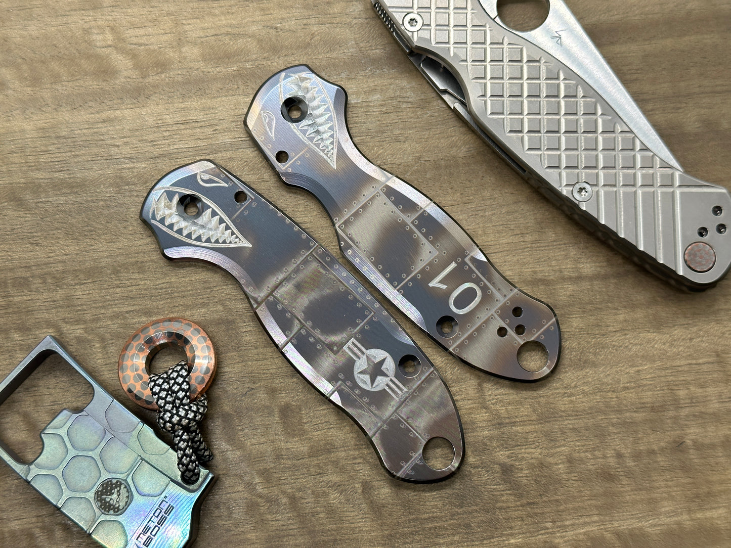 Black P40 Riveted Airplane engraved Titanium Scales for Spyderco Para 3