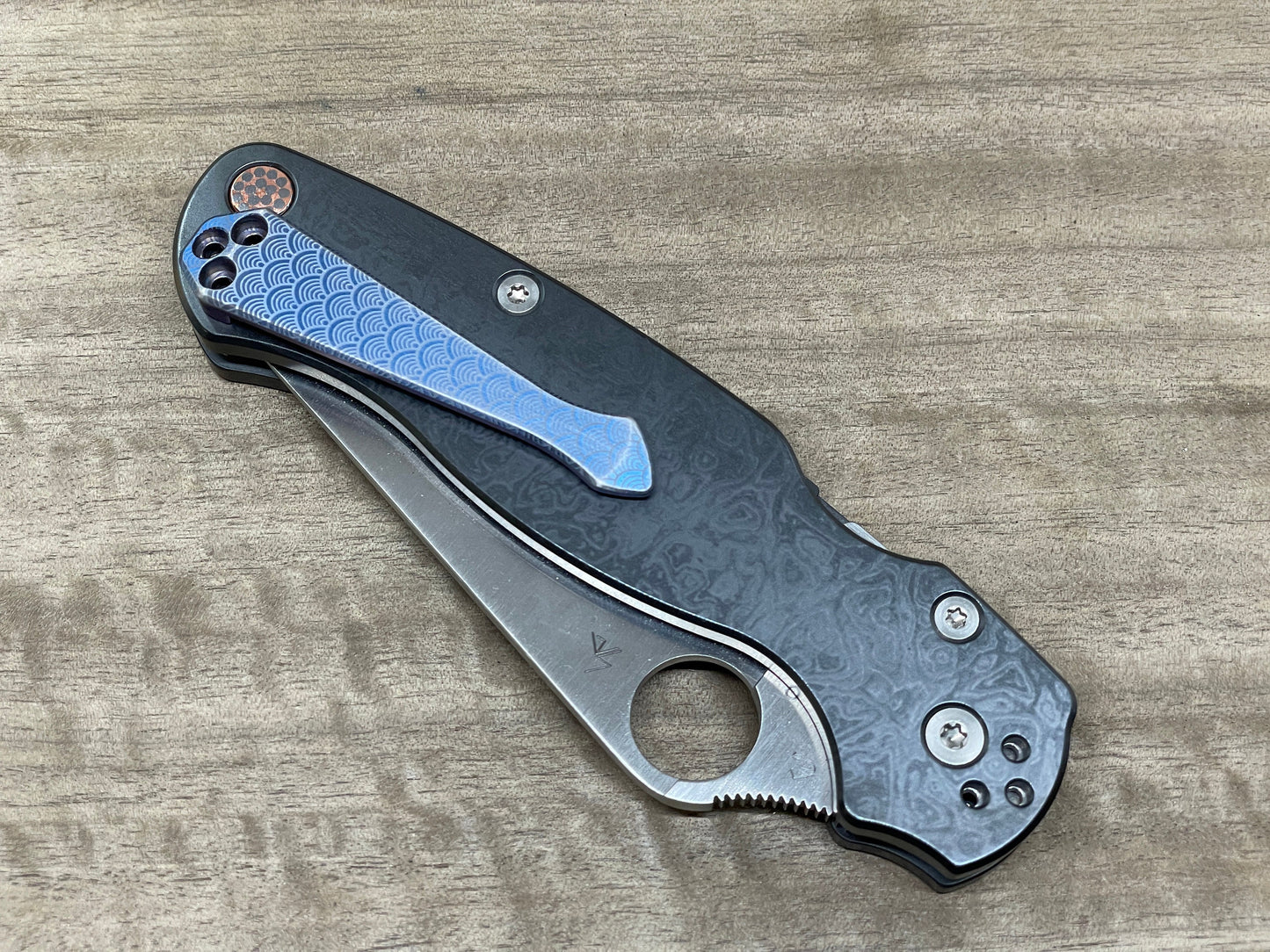 Blue ano Brushed SEIGAIHA engraved SPIDY Titanium CLIP for most Spyderco models
