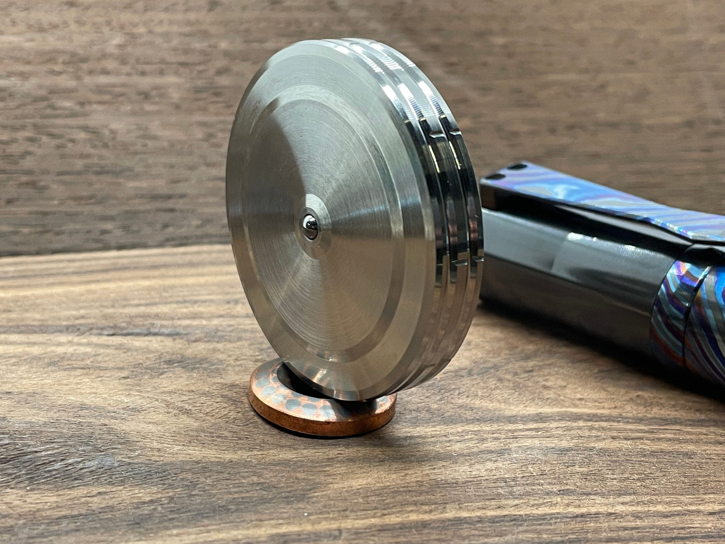 Spinning Top Yin-Yang STROBE effects Stainless Steel GIGA spin