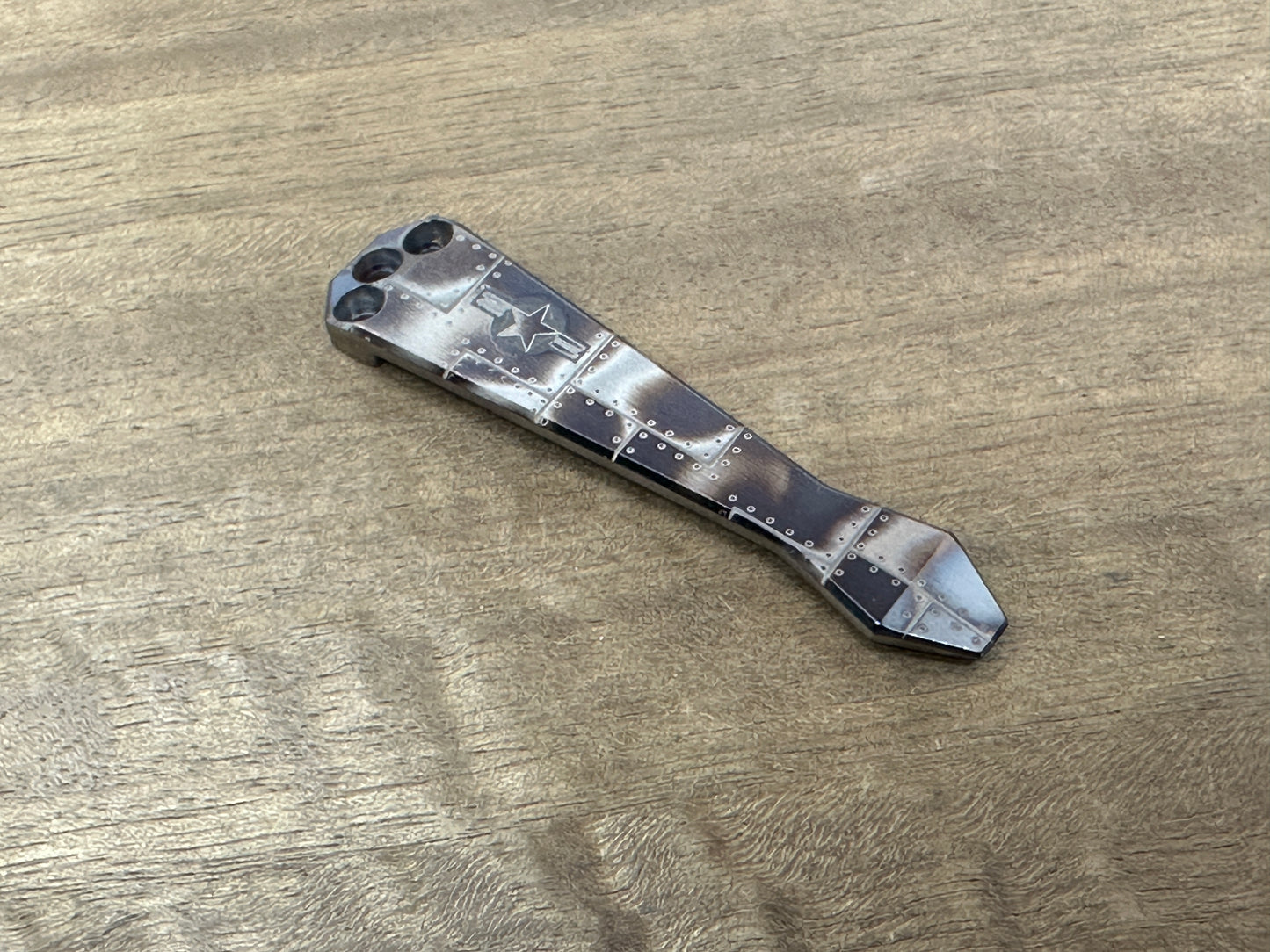 Black P40 RIVETED engraved Dmd Titanium CLIP for most Benchmade models