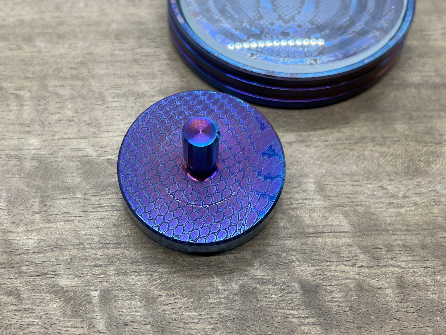 DRAGONSKIN Flamed Titanium Spinning Top PERFORMER