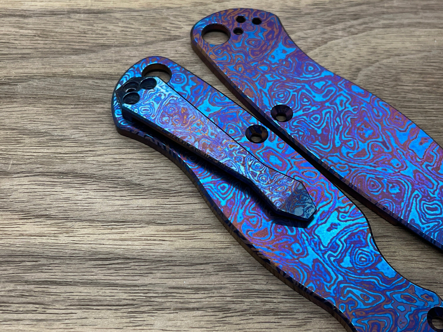 ALIEN heat ano engraved Dmd Titanium CLIP for most Spyderco models