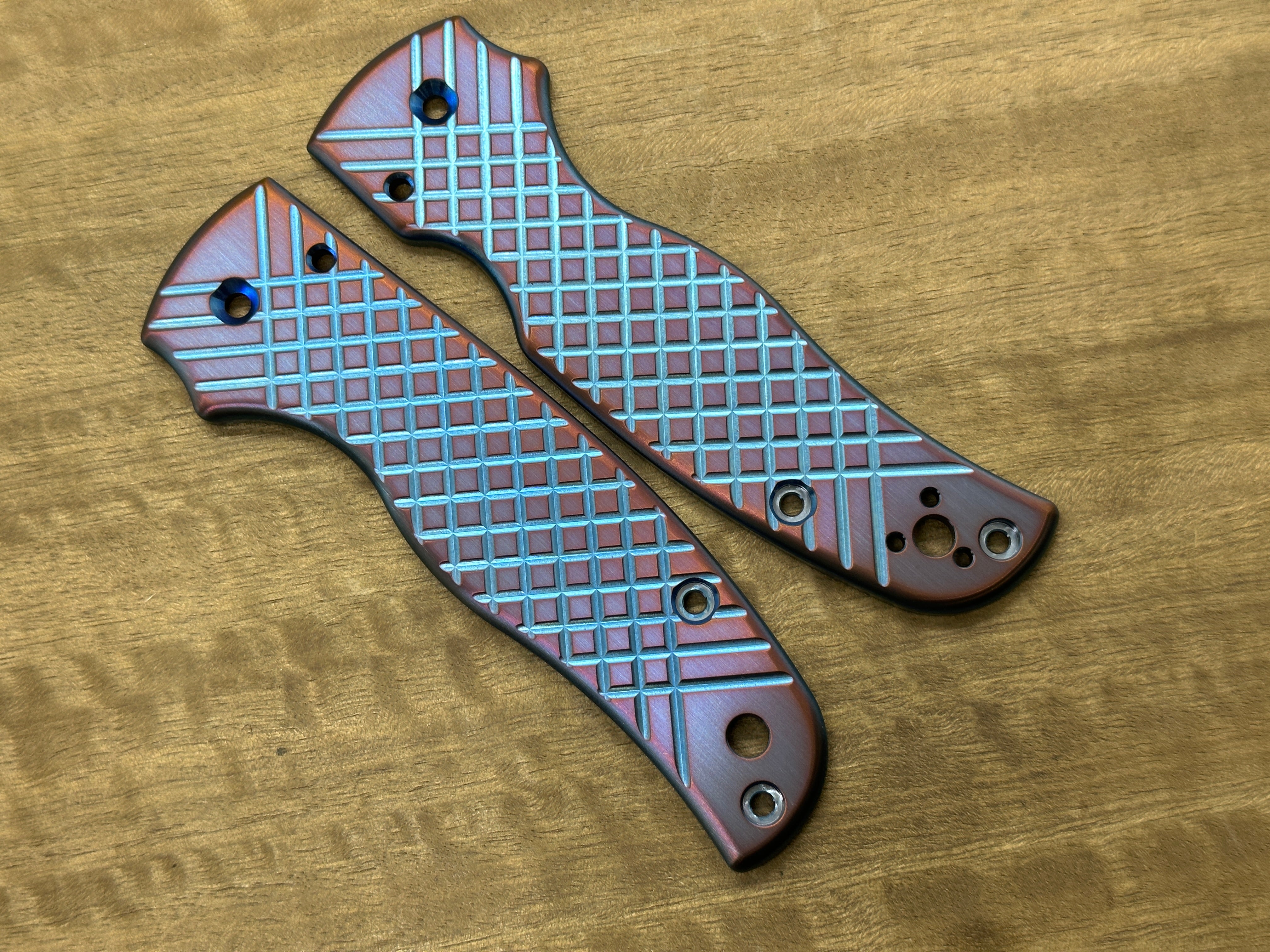 2 Tone (Blue-Purple) FRAG CNC milled Titanium Scales for SHAMAN Spyderco