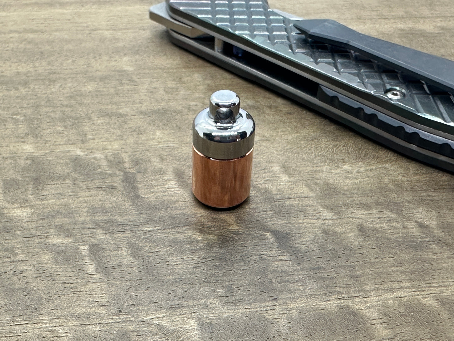 Mini VAULT Keychain Copper Titanium Meton-Vault