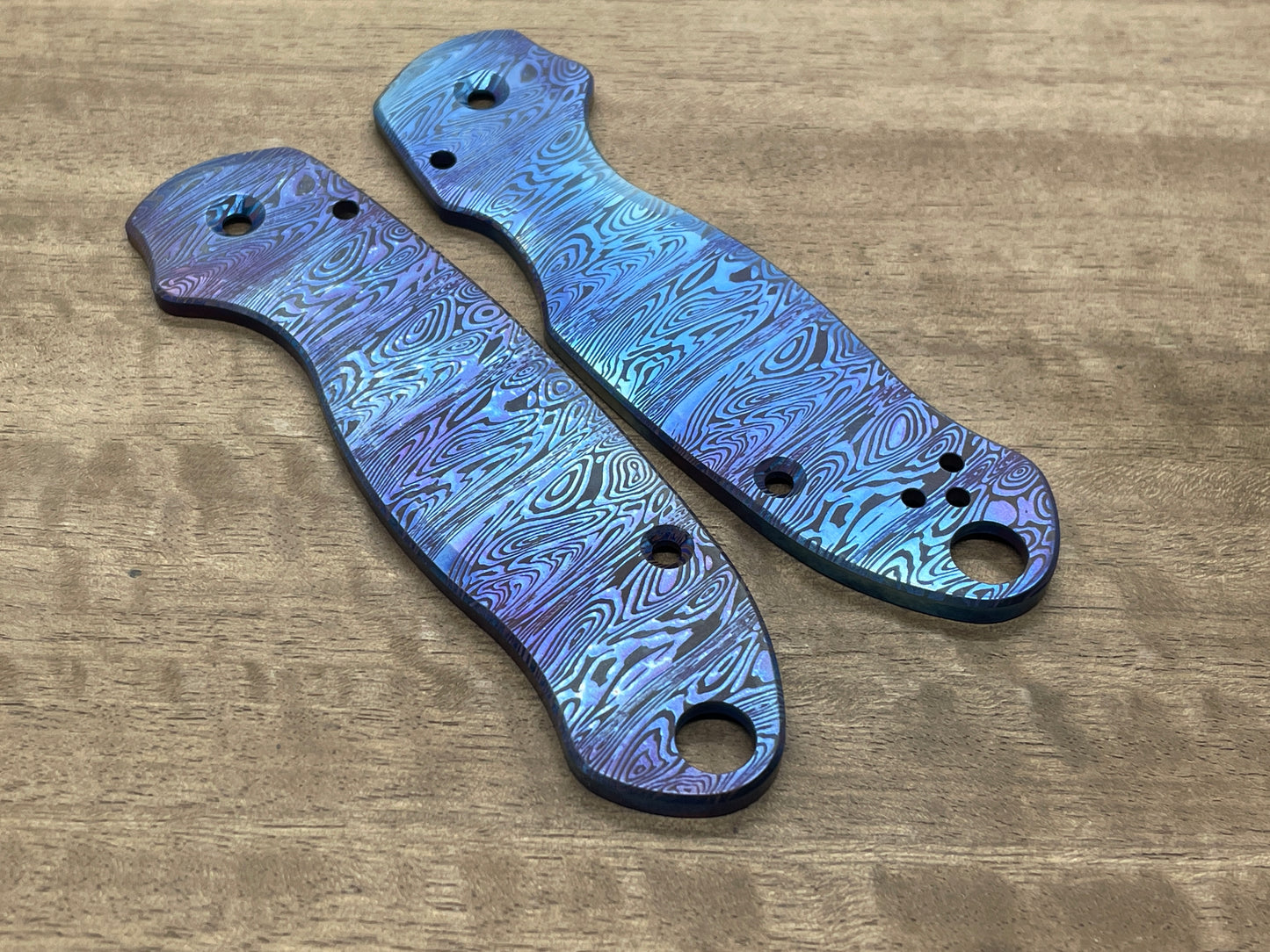 HEIMSKRINGL Flamed Titanium Scales for Spyderco Para 3