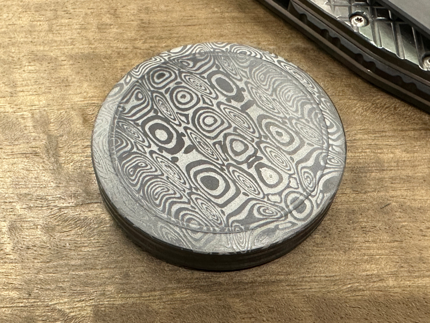 4 sizes JEDI Deep engraved Backside Dama LADDER Black Zirconium Worry Coin