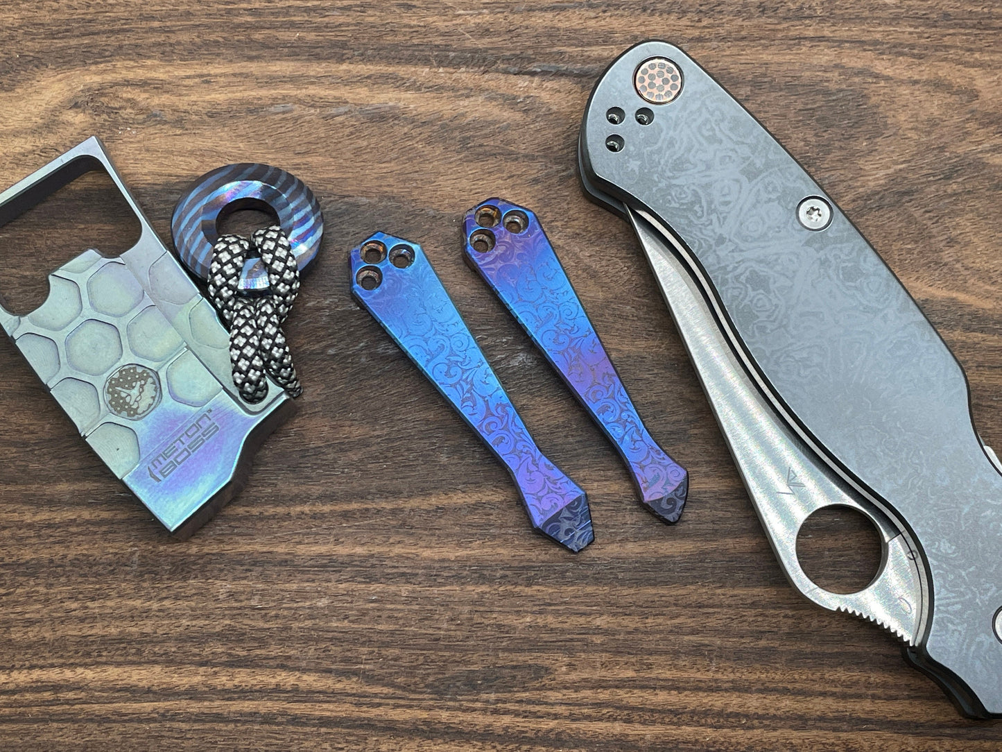 Flamed VICTORIA engraved Dmd Titanium CLIP for most Spyderco models