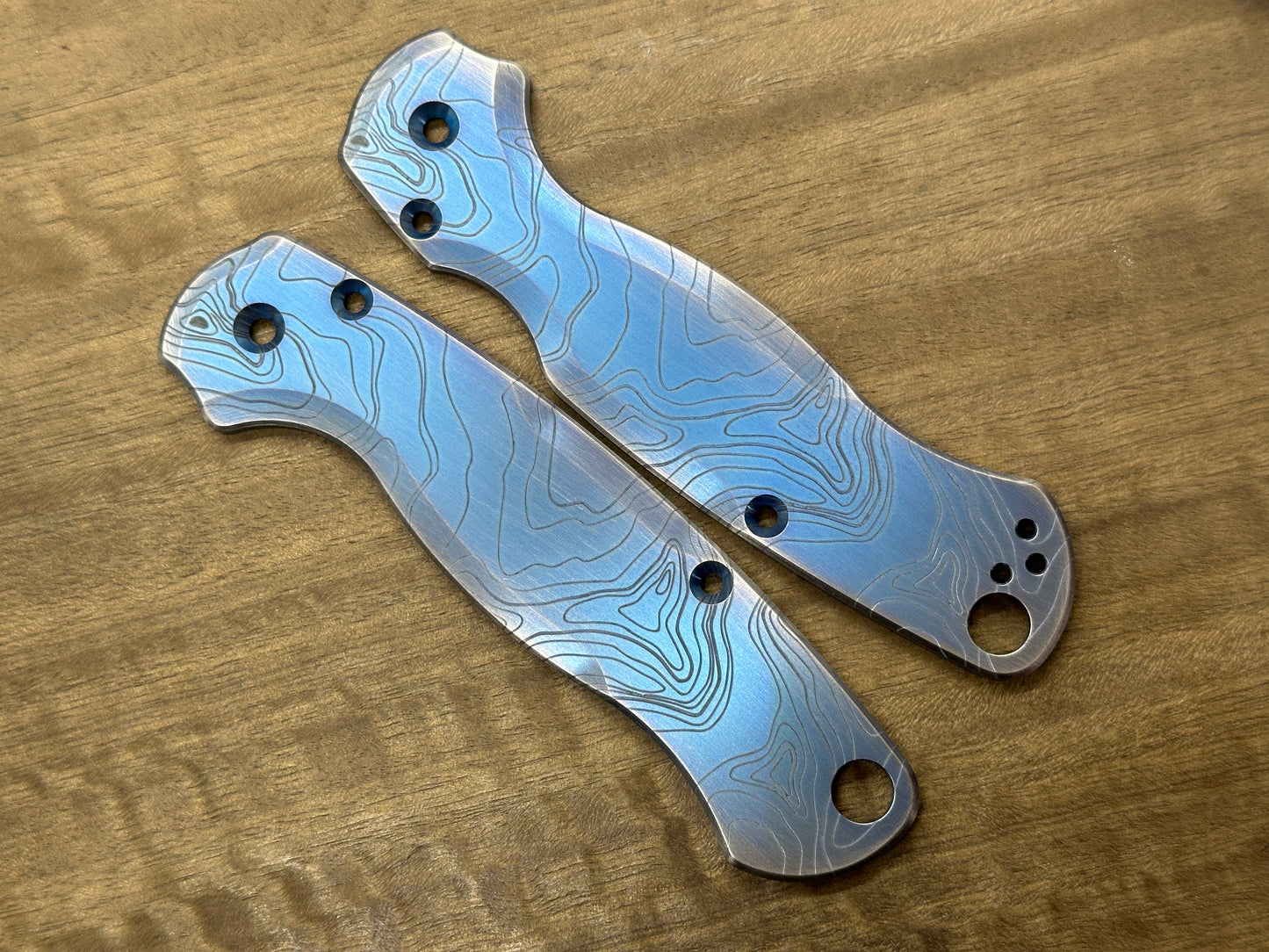 Blue ano Brushed TOPO engraved Titanium scales for Spyderco Paramilitary 2 PM2