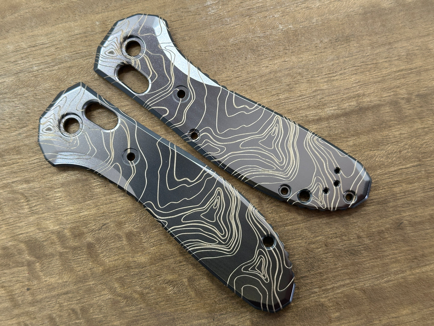 Black TOPO Titanium Scales for Benchmade GRIPTILIAN 551 & 550