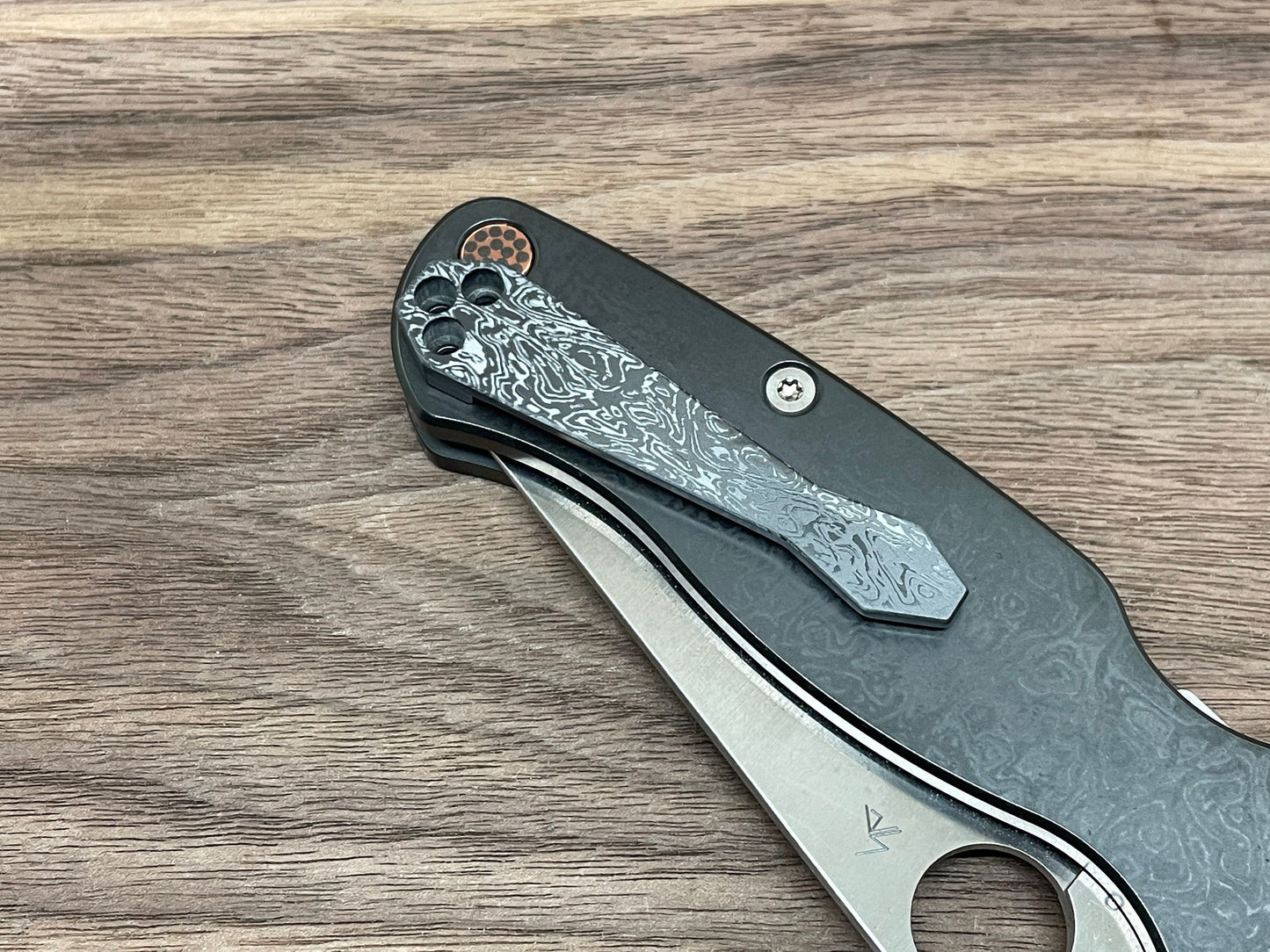 Black Zirconium ALIEN engraved Dmd CLIP for most Spyderco models