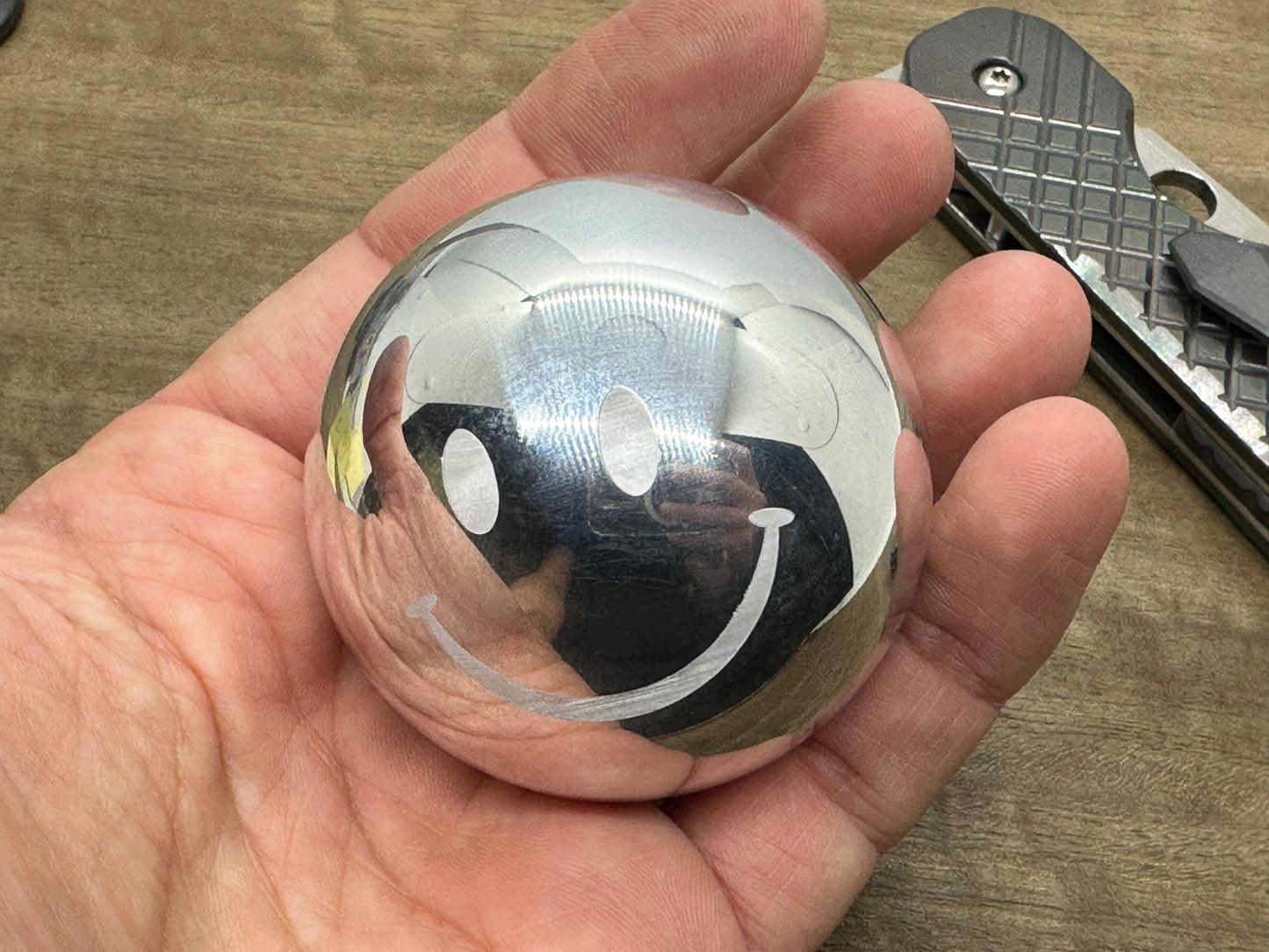 2.15" SMILEY Polished Solid Aerospace Grade Aluminum SPHERE +TurboGlow stand