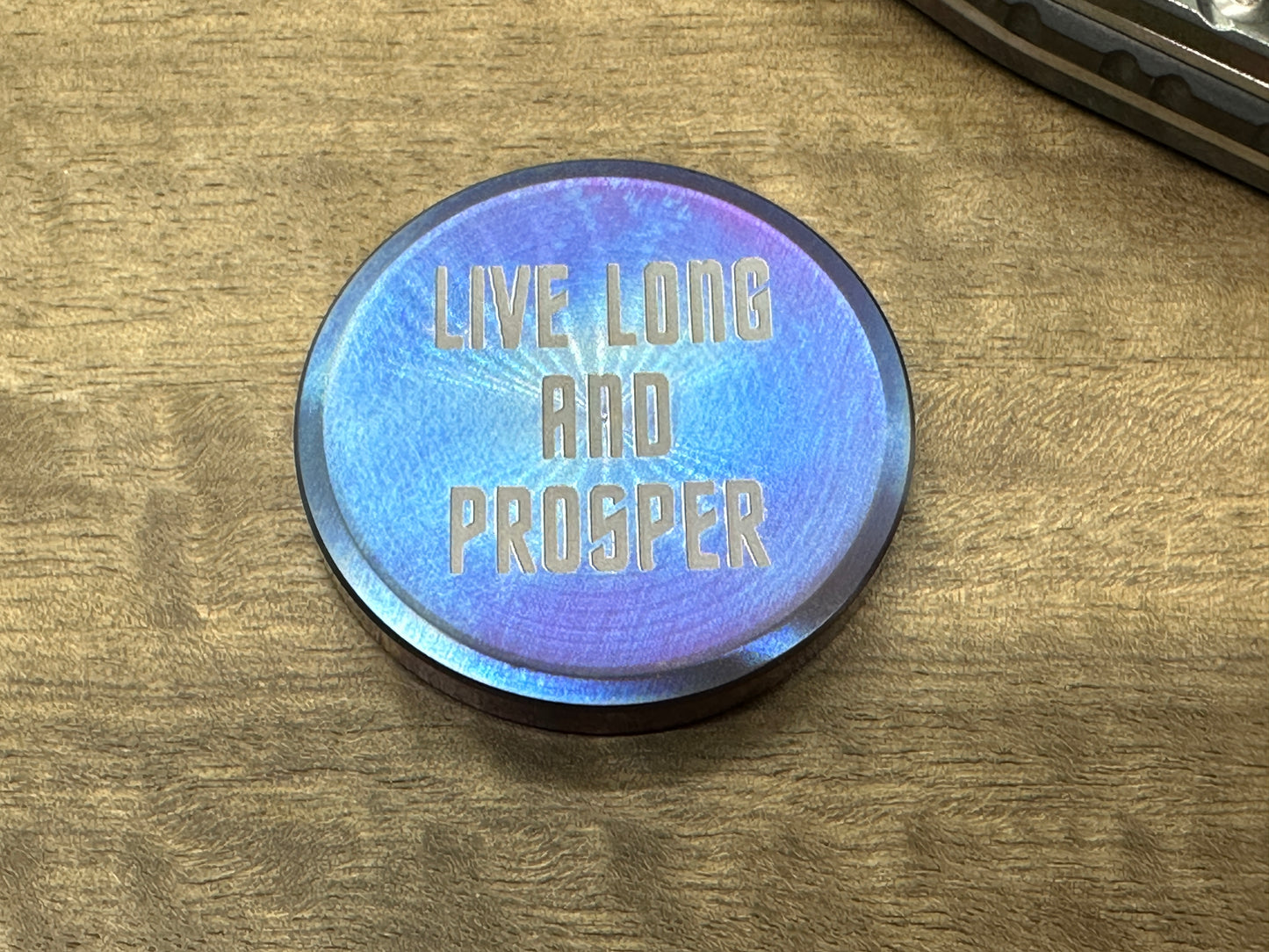 4 Sizes LIVE LONG and PROSPER Flamed engraved Stainless Steel Worry Coin