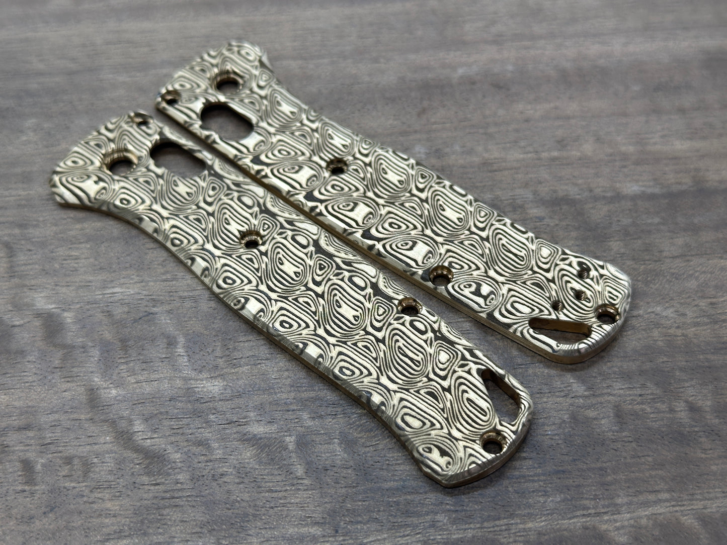 Dama AEG pattern engraved Brass Scales for Benchmade Bugout 535