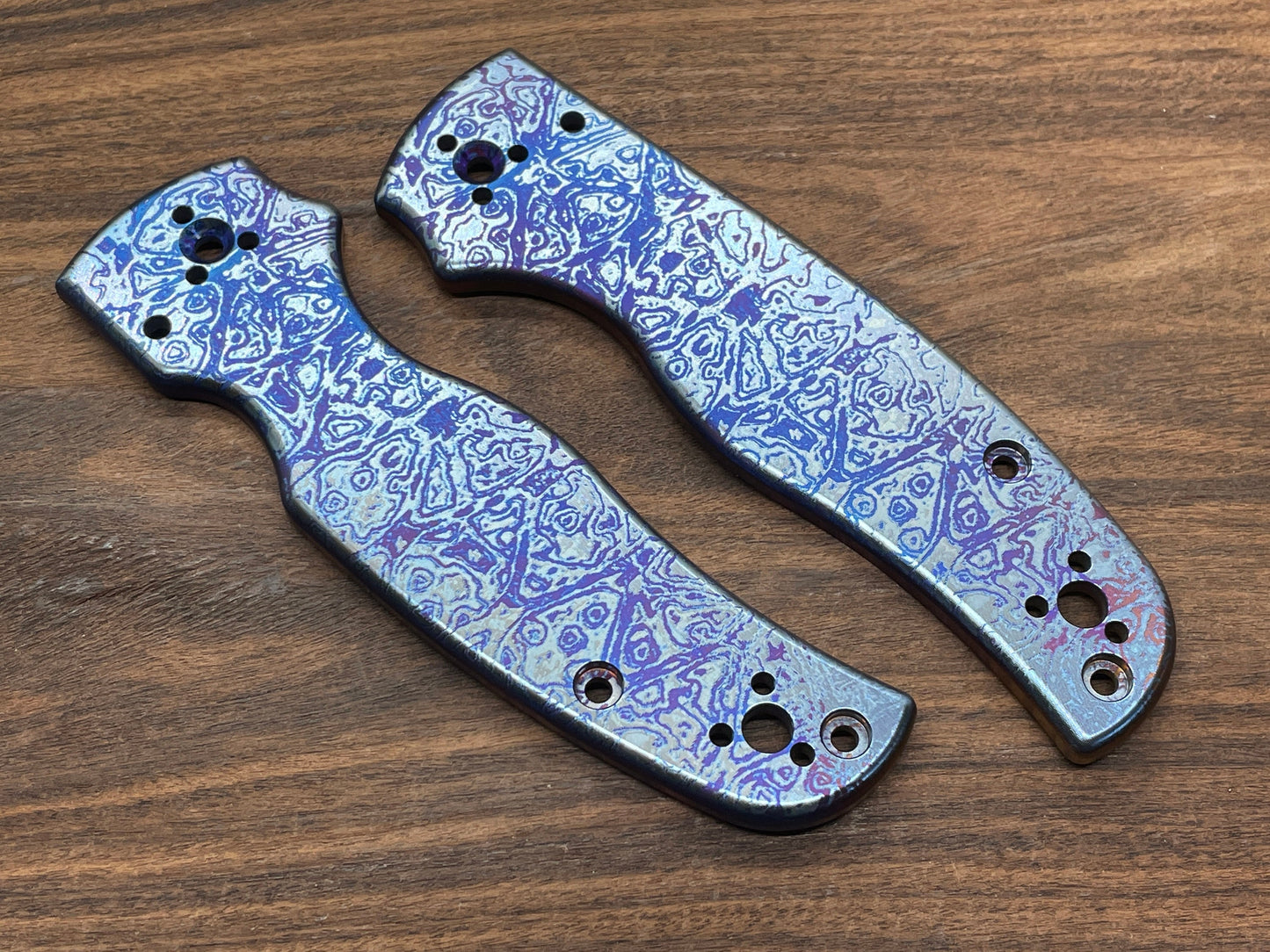 Blue Flamed ALIEN heat ano engraved Titanium Scales for SHAMAN Spyderco