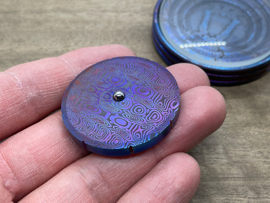Flamed Dama LADDER pattern engraved Titanium Spinning Worry Coin Spinning Top