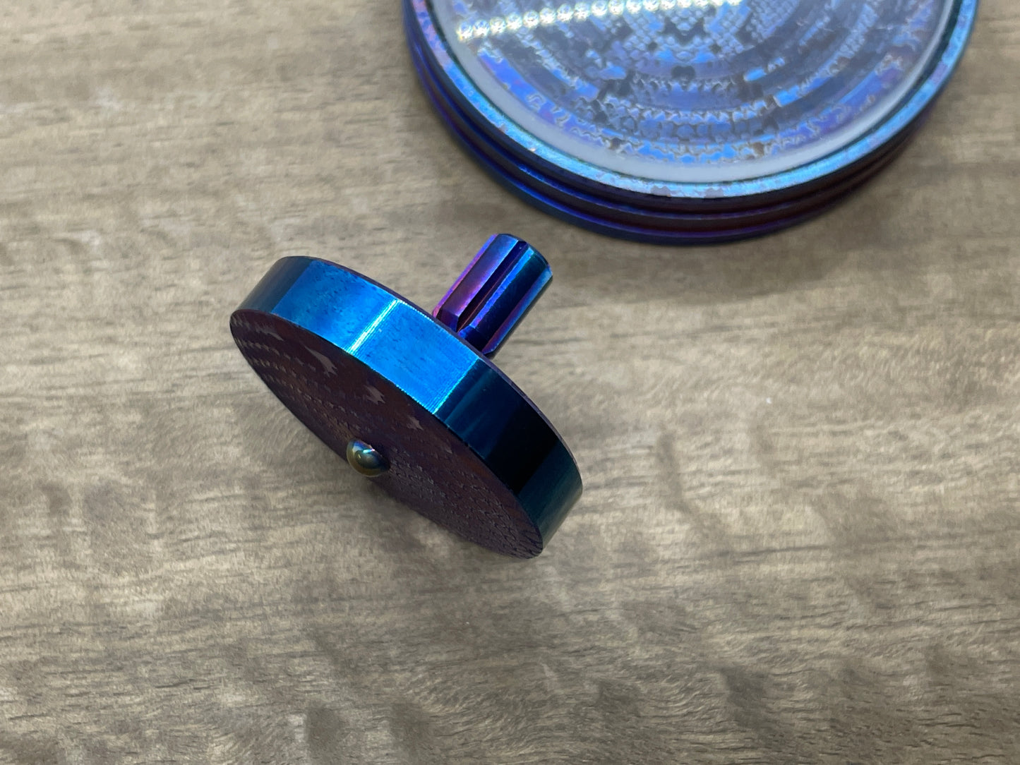 DRAGONSKIN Flamed Titanium Spinning Top PERFORMER