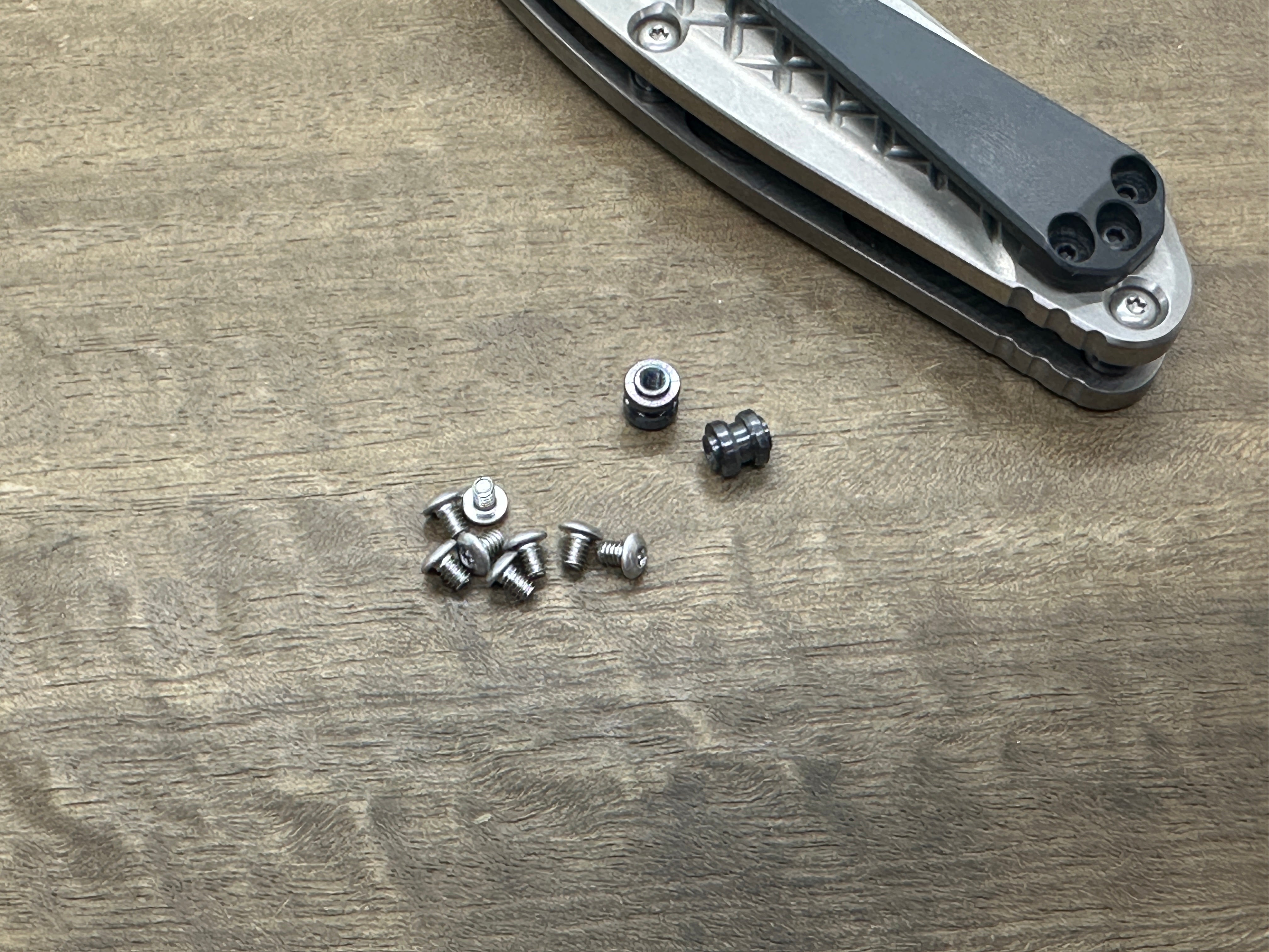 2 Zirconium Barrel Spacers for Benchmade 940 Osborne conversion kit & 8 screws