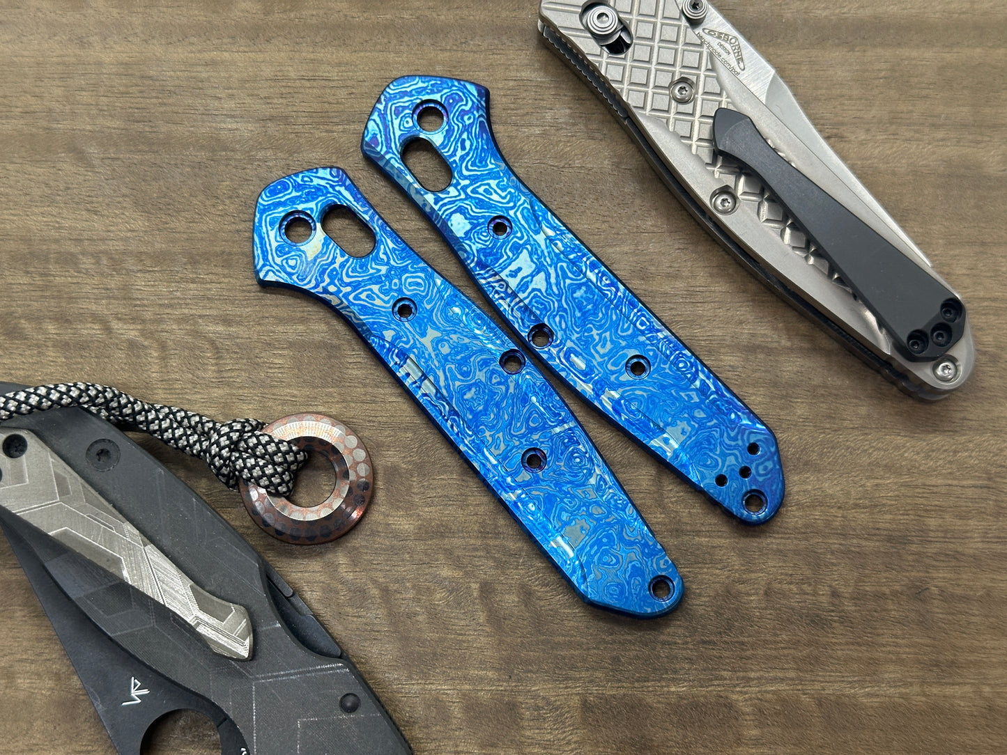 Blue ALIEN heat ano Titanium Scales for Benchmade 940 Osborne