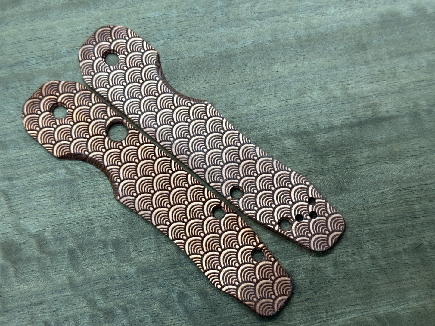 SEIGAIHA Copper Scales for Spyderco SMOCK
