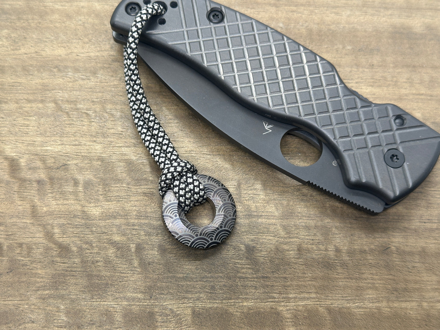 Black SEIGAIHA engraved TITANIUM lanyard bead Paracord bead Beard bead