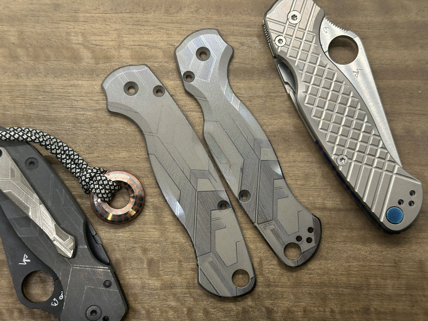 Black FALCON heat ano engraved Titanium scales for Spyderco Paramilitary 2 PM2