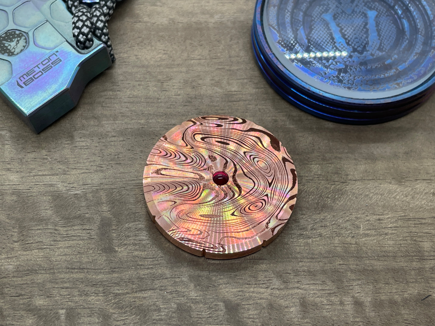 Dama FISH pattern engraved Copper Spinning Worry Coin Spinning Top