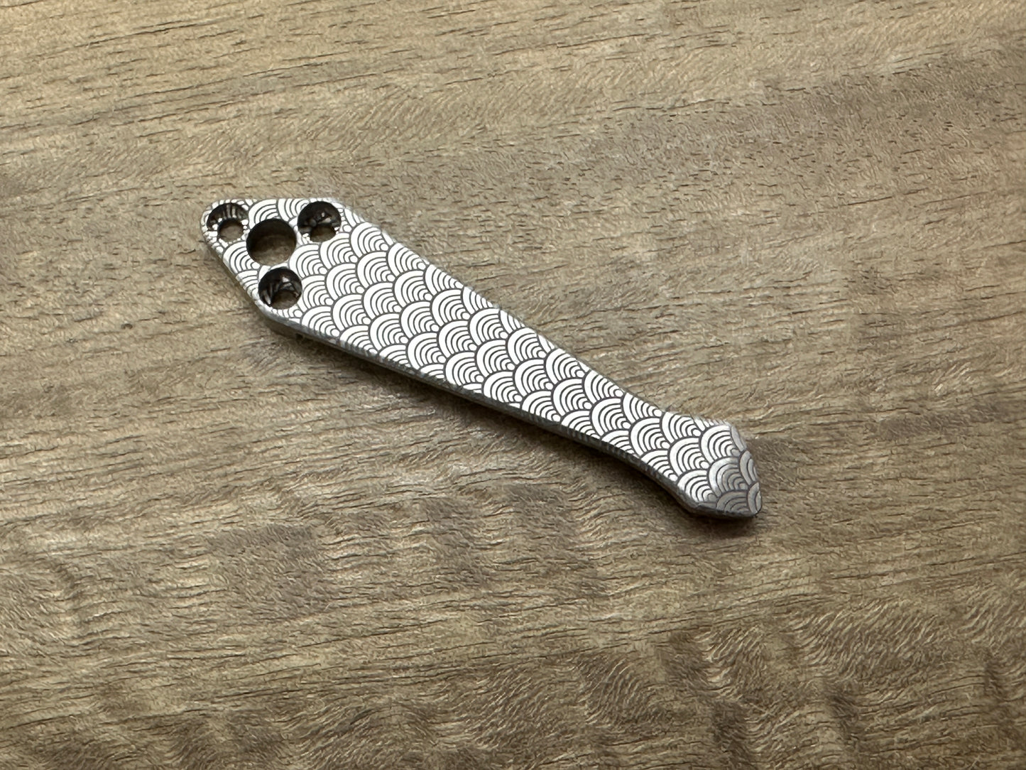 Seigaiha engraved SPIDY Titanium CLIP for SHAMAN Spyderco