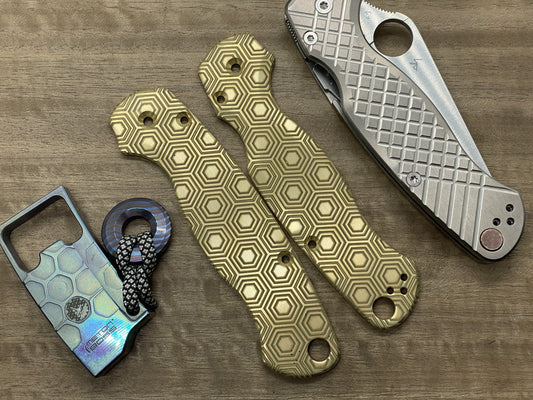 HONEYCOMB engraved brass scales for Spyderco Paramilitary 2 PM2