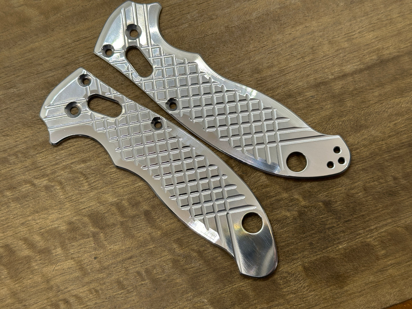 Polished FRAG milled Aerospace grade Aluminum Scales for Spyderco MANIX 2