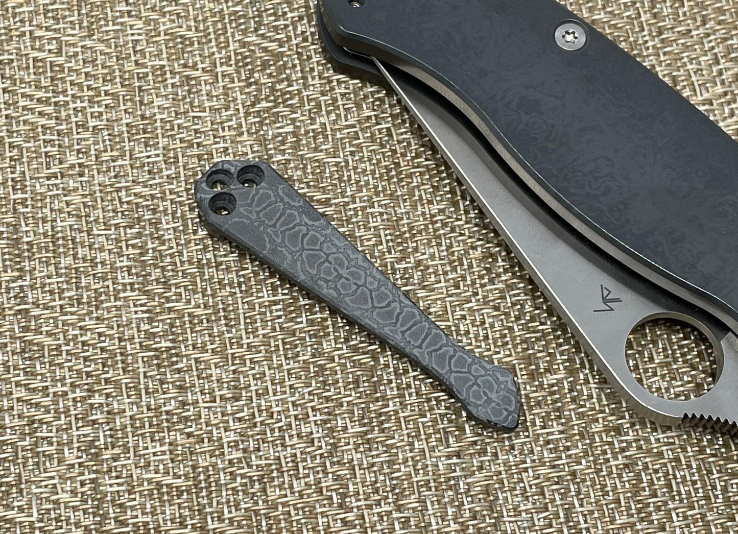 Black Zirconium REPTILIAN Spidy CLIP for most Spyderco models