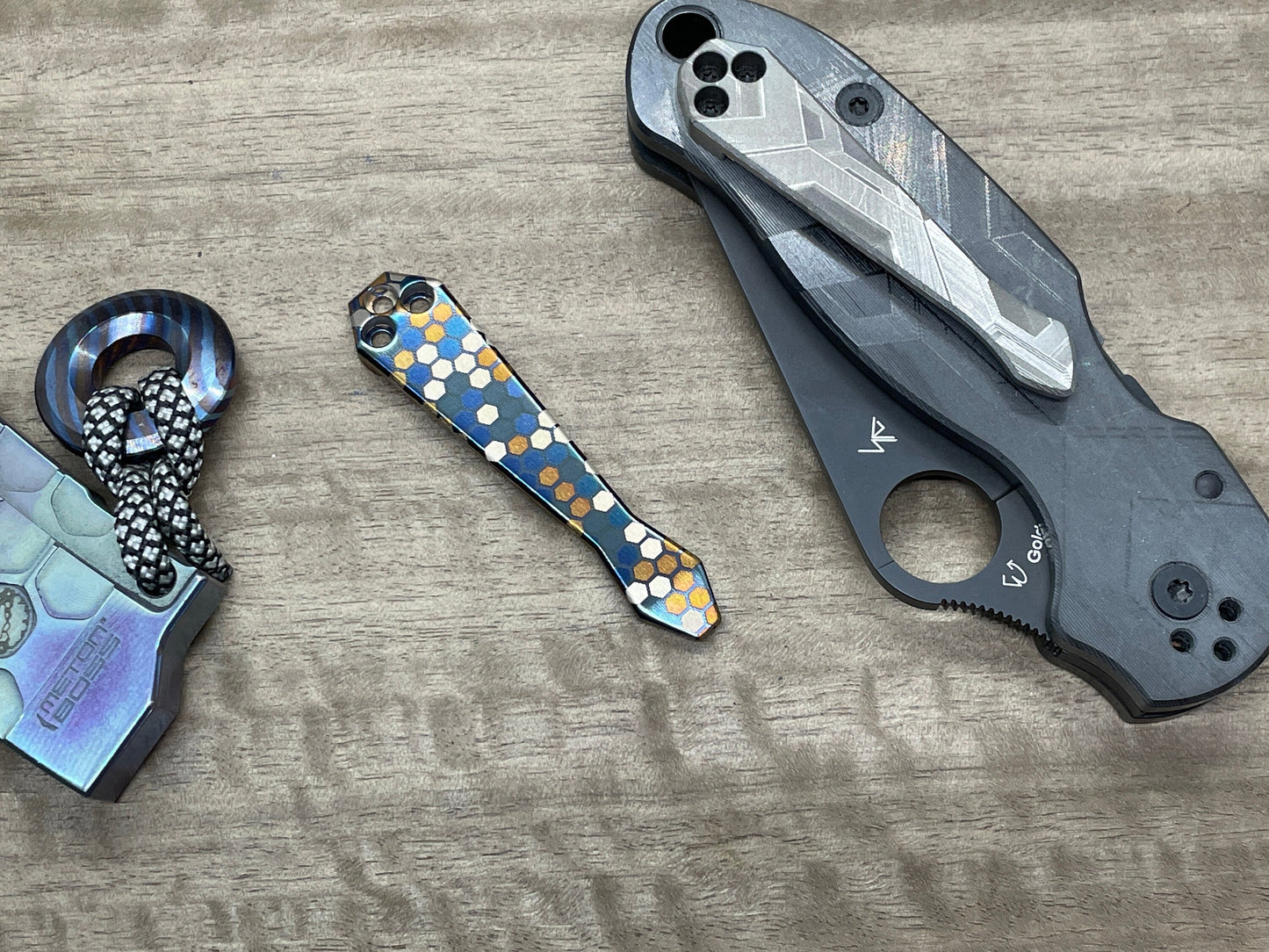 Blue Dmd Honeycomb heat ano engraved Titanium CLIP for most Spyderco models