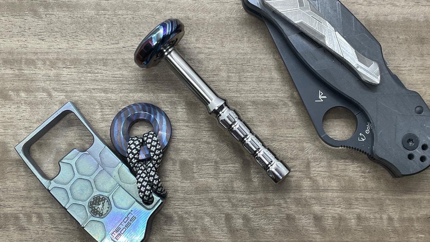 FIDGET-Stick ZircuTi TWIST Black Timascus Head Polished Titanium Stick EDC