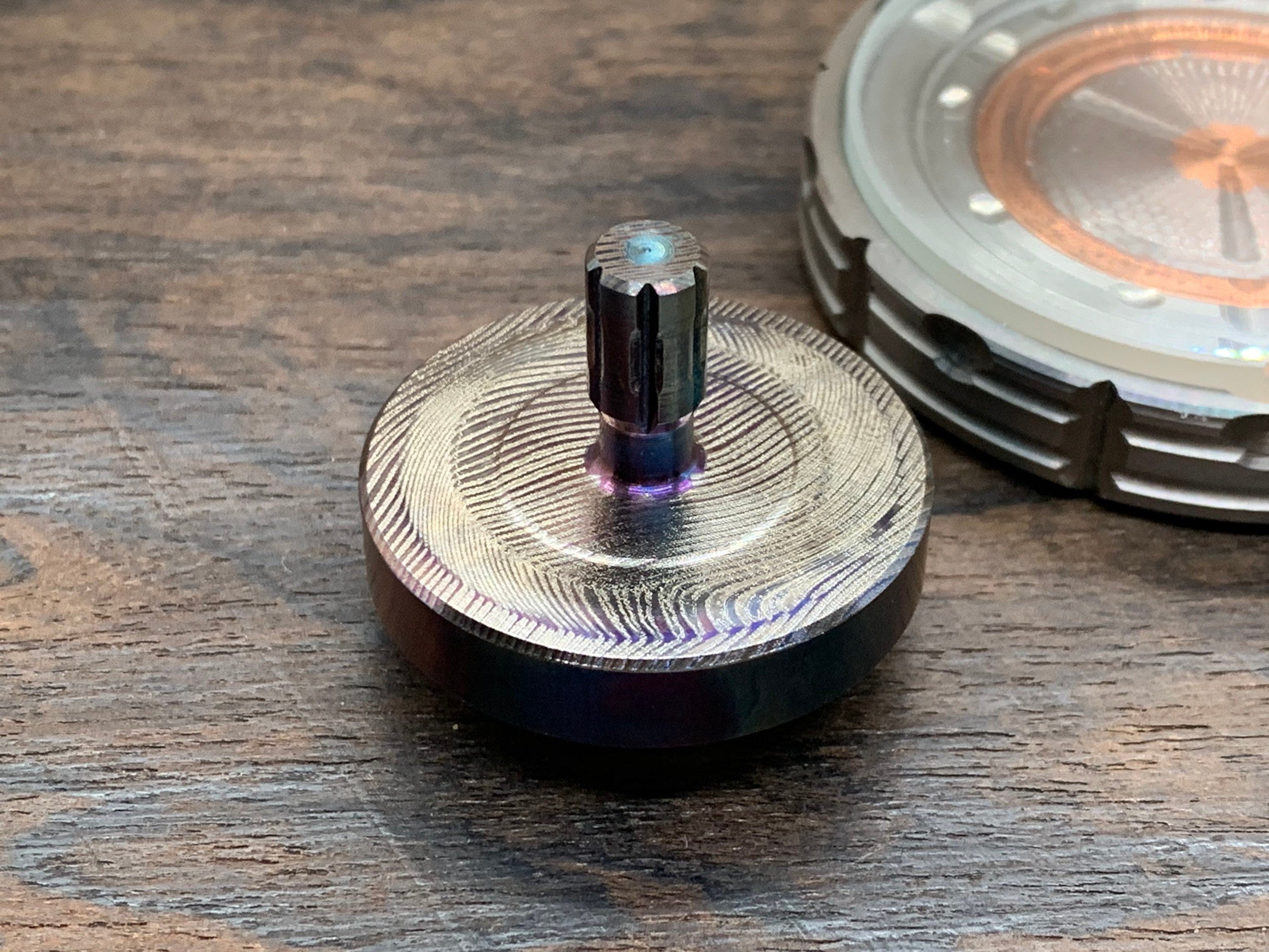 Edc clearance spinning top