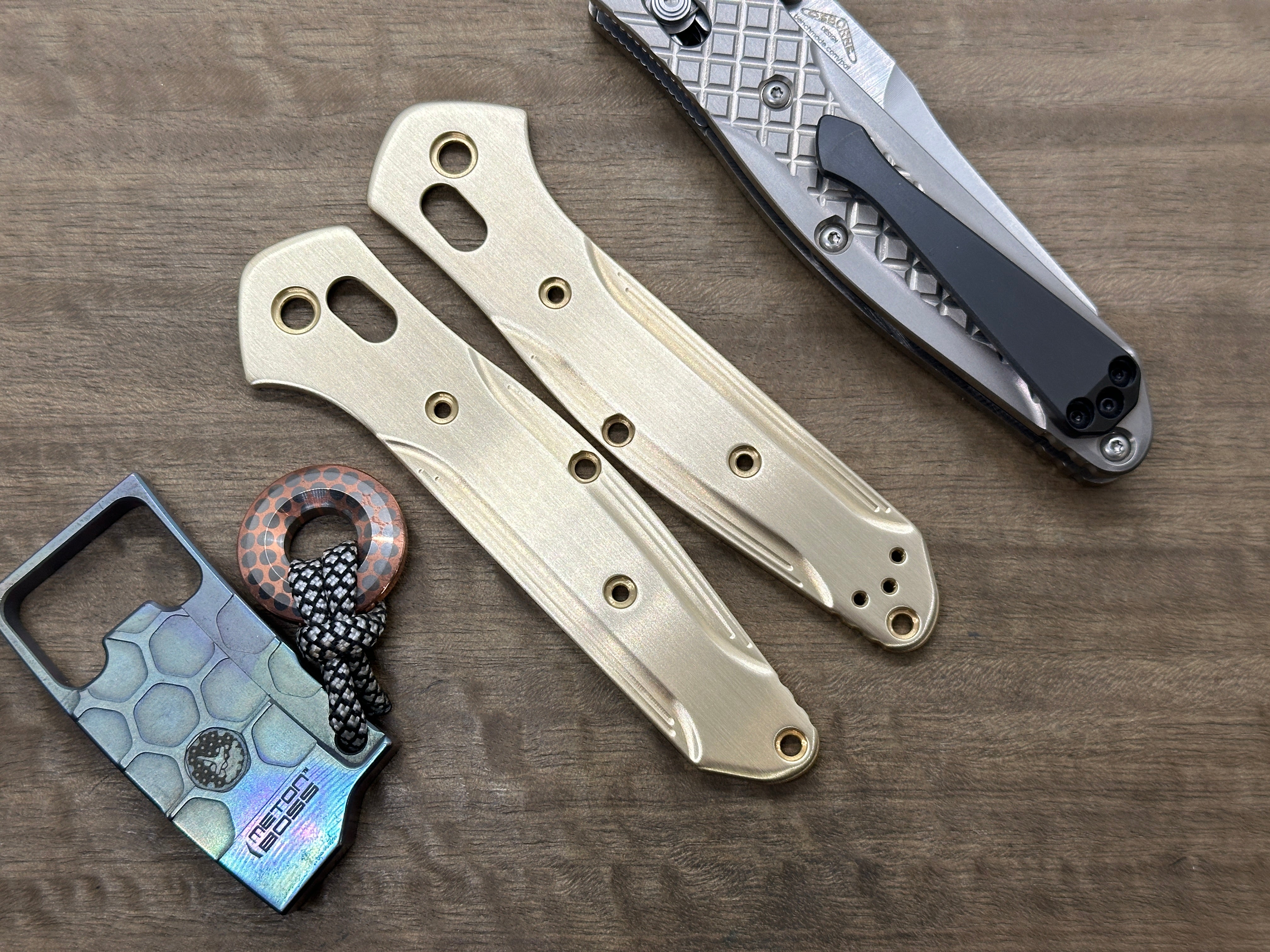 COMPASS engraved Brass Knife Scales high quality for Benchmade 940 Osborne Folding Knife scales Pocket knife EDC gear MetonBoss Every Day Carry Cnc