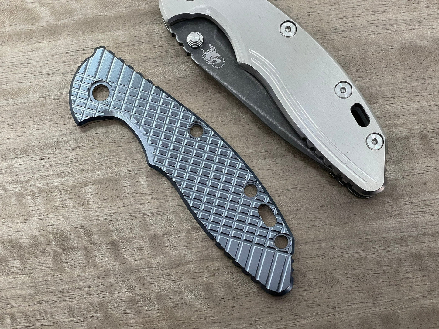 Black heat ano engraved FRAG Cnc milled Titanium scale for XM-18 3.5 HINDERER