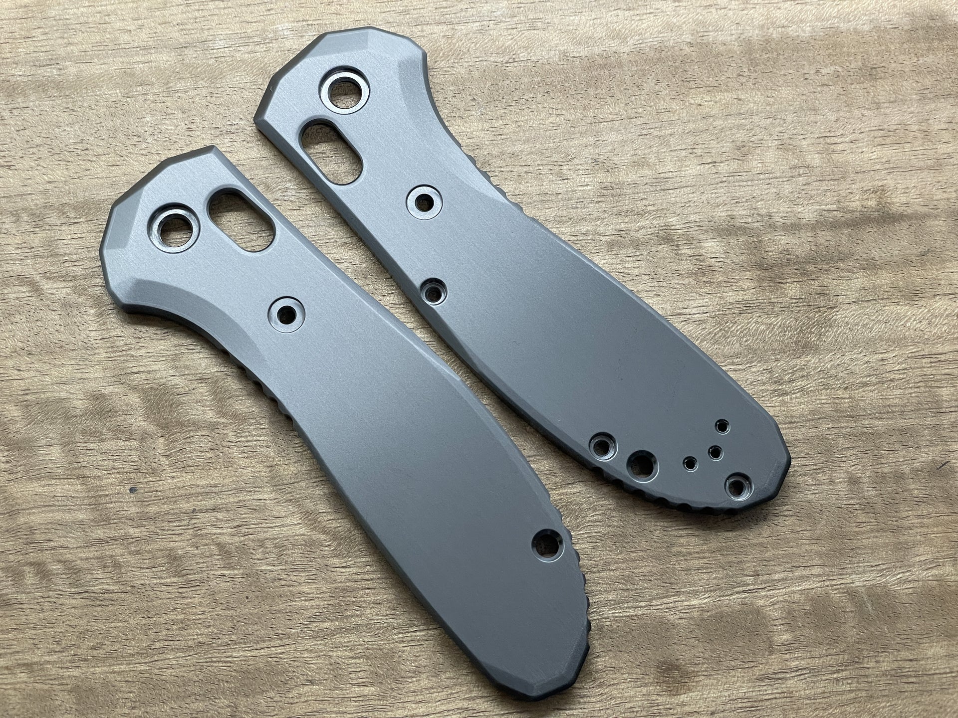 Benchmade Griptilian Scales - Legacy Series - Anodized