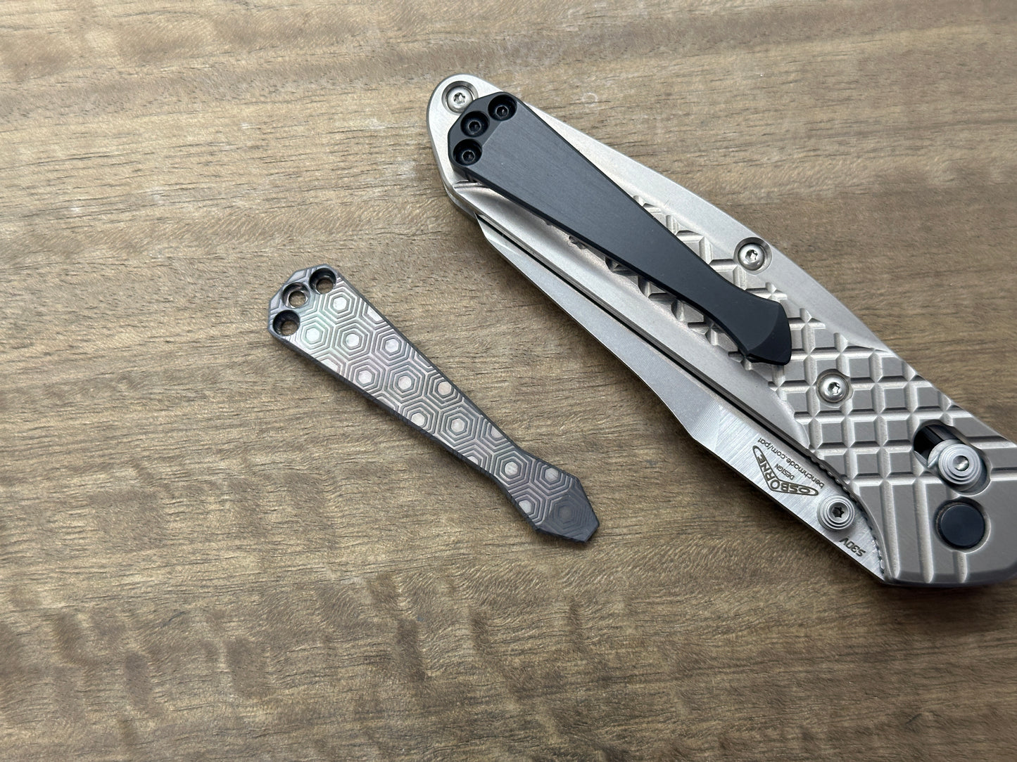 Dark HONEYCOMB engraved Dmd Titanium CLIP for most Benchmade models