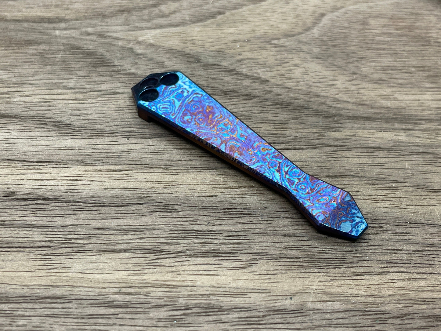 ALIEN heat ano engraved Dmd Titanium CLIP for most Spyderco models