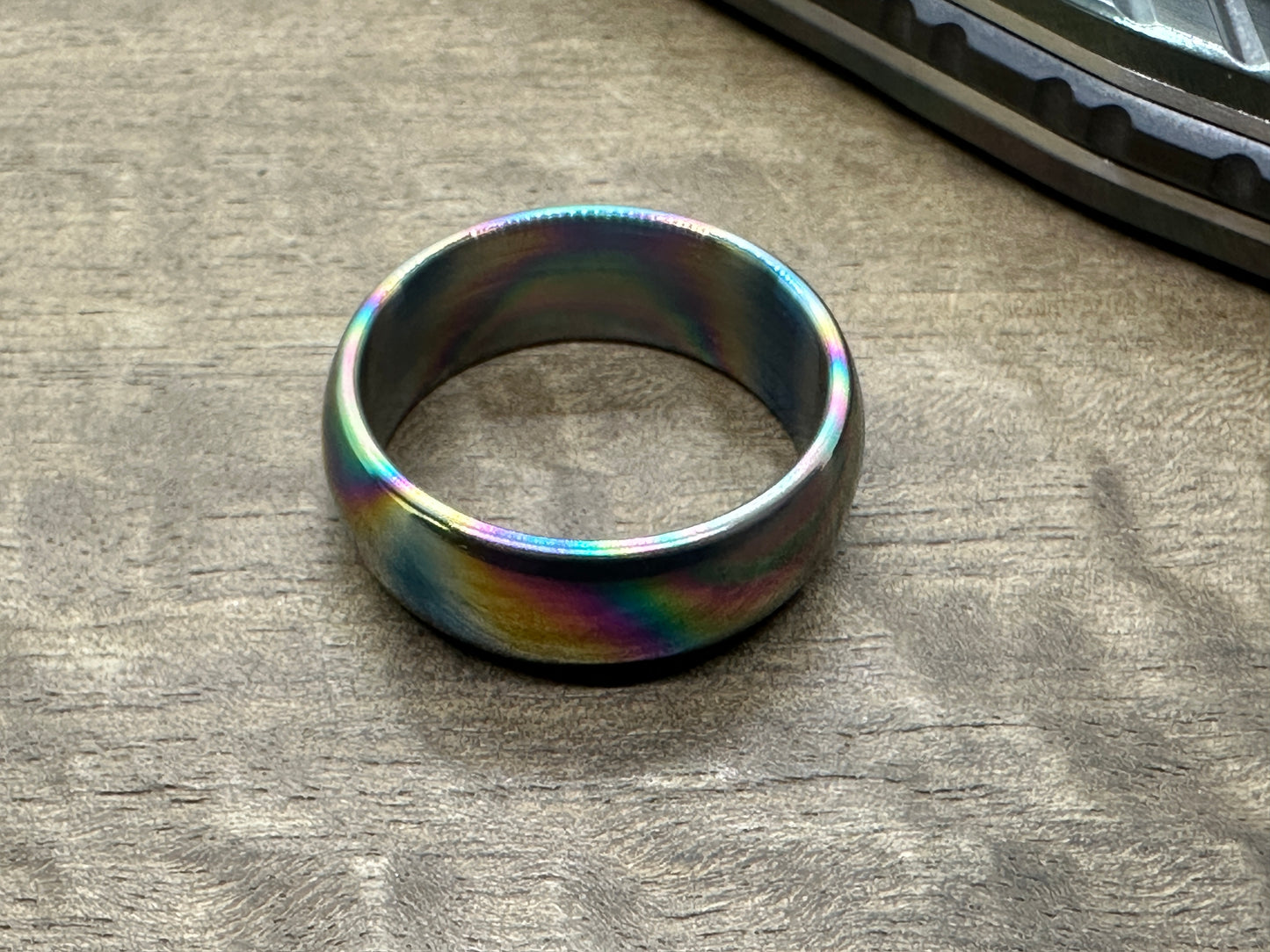 COMFORT Oil Slick TITANIUM Ring US size 8-12 / Pendant / Keychain / Stand