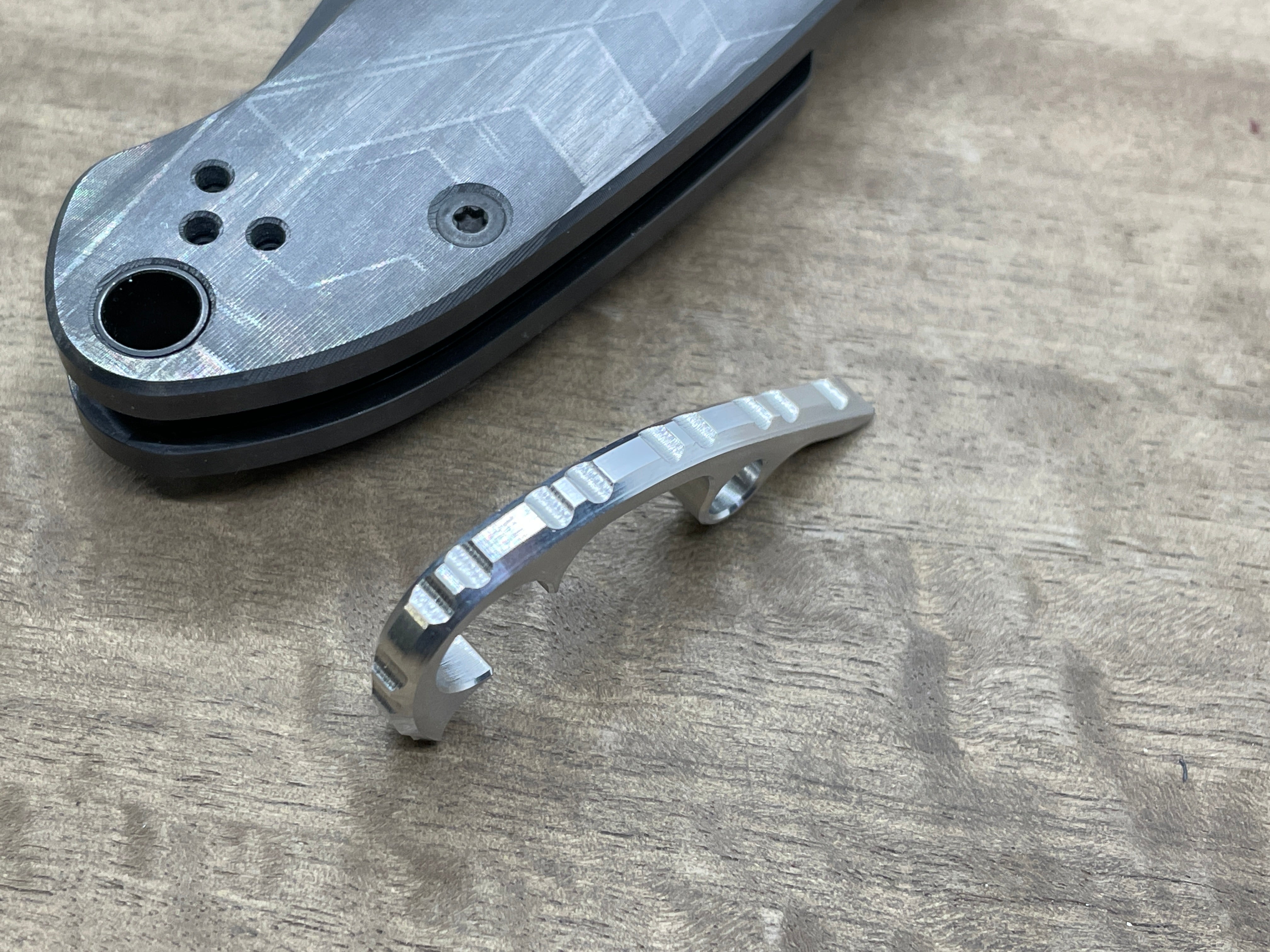 Spyderco Paramilitary 3<br>Aluminum Backspacer